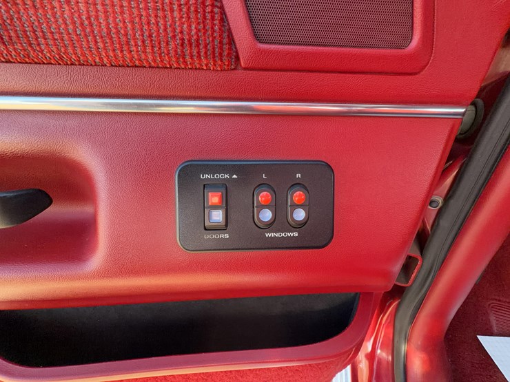 1991-ford-f150-xlt-image-25