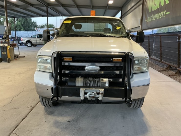 2006-ford-f350-image-3