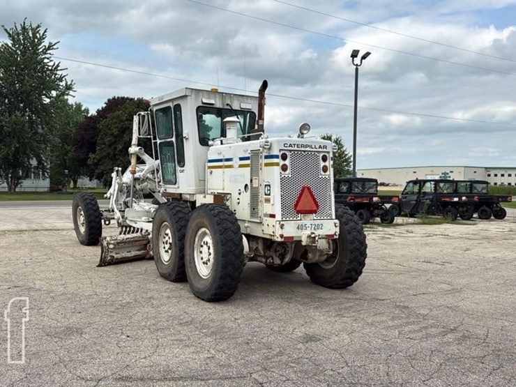 1987-caterpillar-130g-image-3