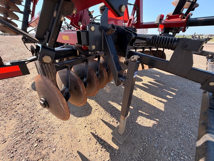case-ih-340-image-32