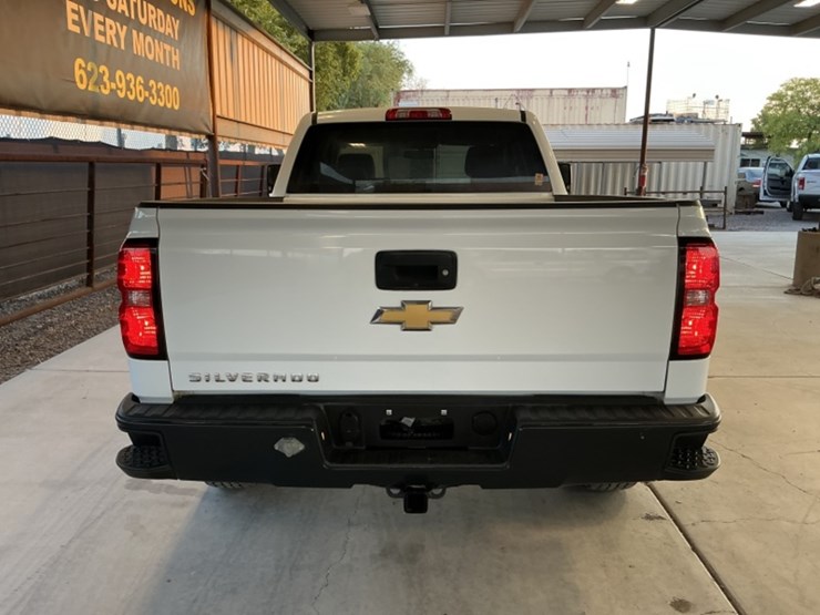 2018-chevrolet-silverado-1500-image-6