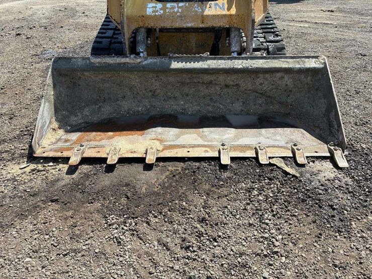 2023-caterpillar-259d3-image-7