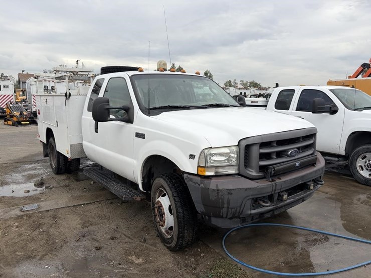 2003-ford-f450-image-2