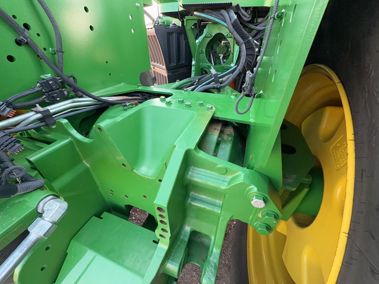 2014-john-deere-9510r-image-34
