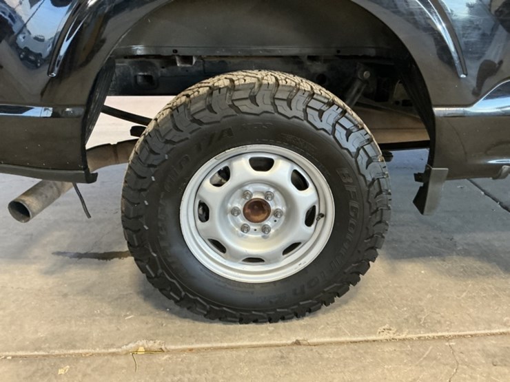 2021-ford-f150-image-8