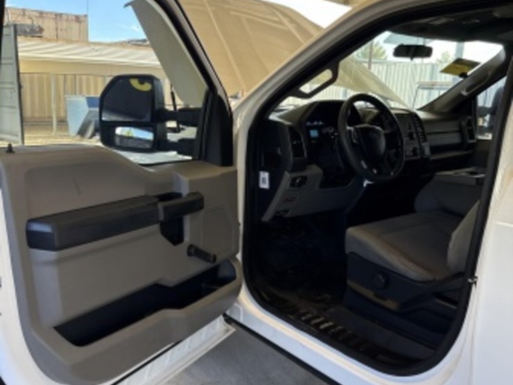 2017-ford-f250-image-24