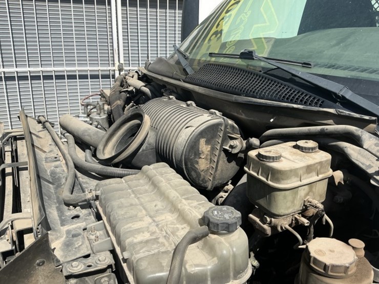 2005-chevrolet-c4500-f/b-image-11