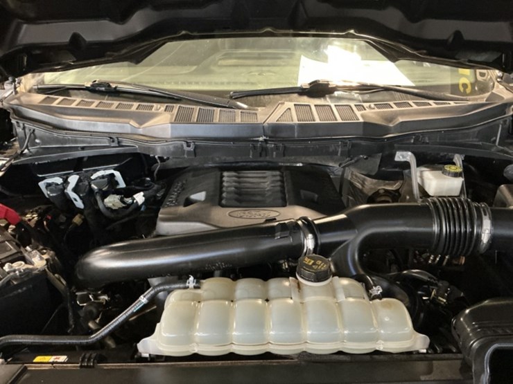 2021-ford-f150-image-10