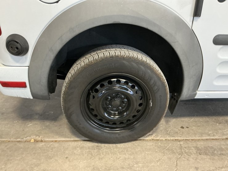 2012-ford-transit-connect-image-8