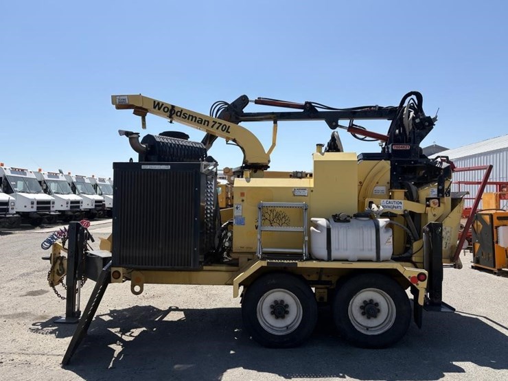 2010-john-deere-20-image-2