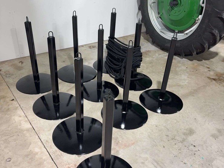 10-steel-stand-rope-barriers,-28''-tall-image-2
