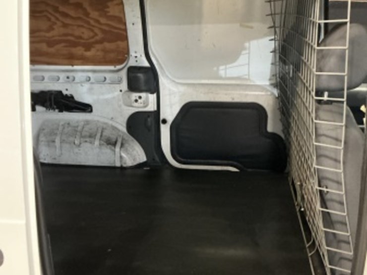 2013-ford-transit-connect-image-9