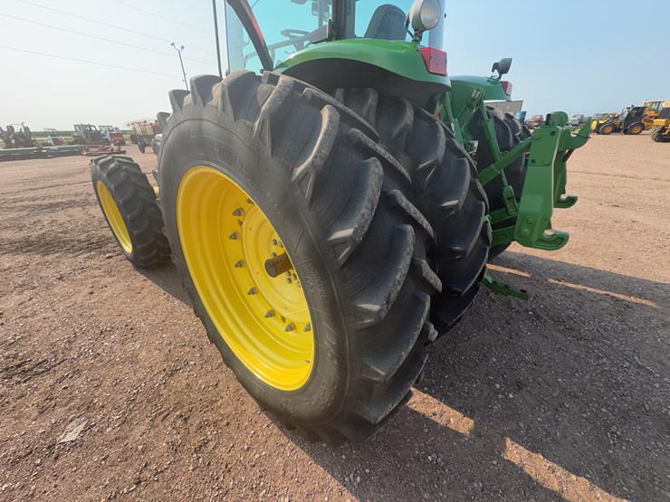 2002-john-deere-8320-image-25