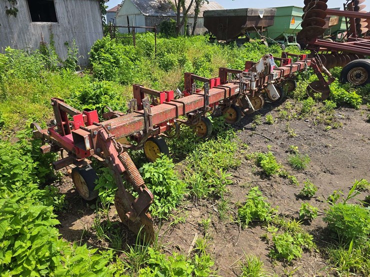 3pt-noble-6-row-cultivator-image-1