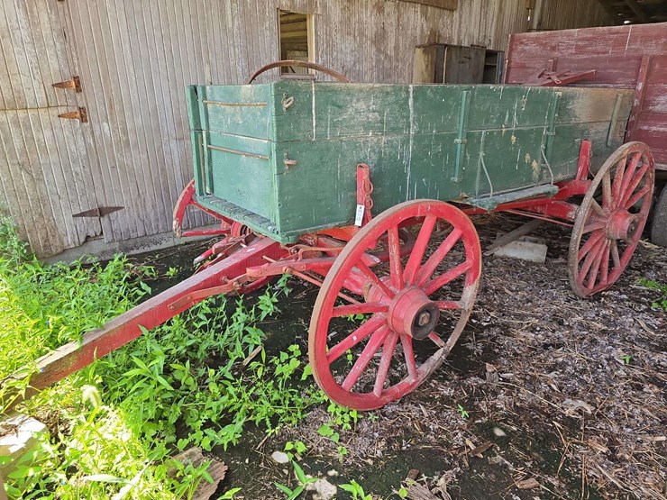 wooden-wagon-with-sides,-wood-frame-and-wheels-image-1