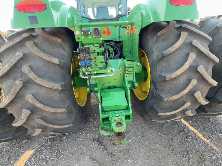 2014-john-deere-9510r-image-30