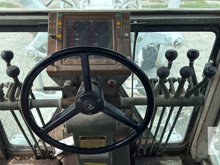 1987-caterpillar-130g-image-10