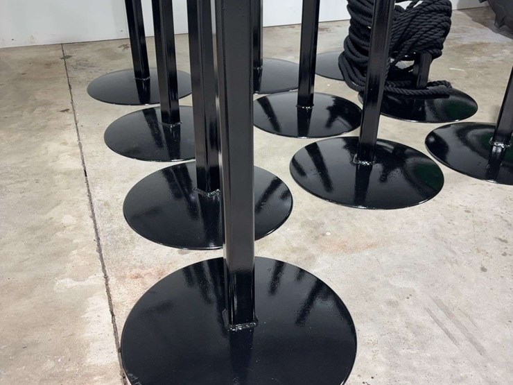 10-steel-stand-rope-barriers,-28''-tall-image-2