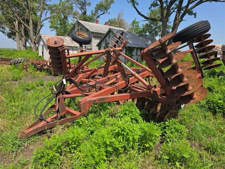 case-ih-490-image-1
