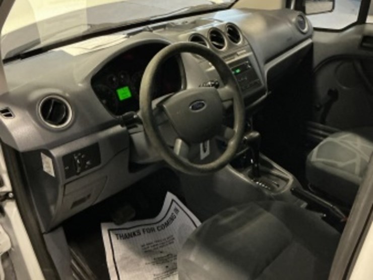 2013-ford-transit-connect-image-24