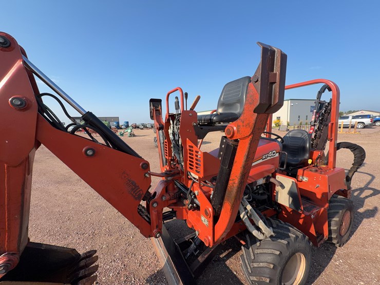 ditch-witch-rt40-image-23