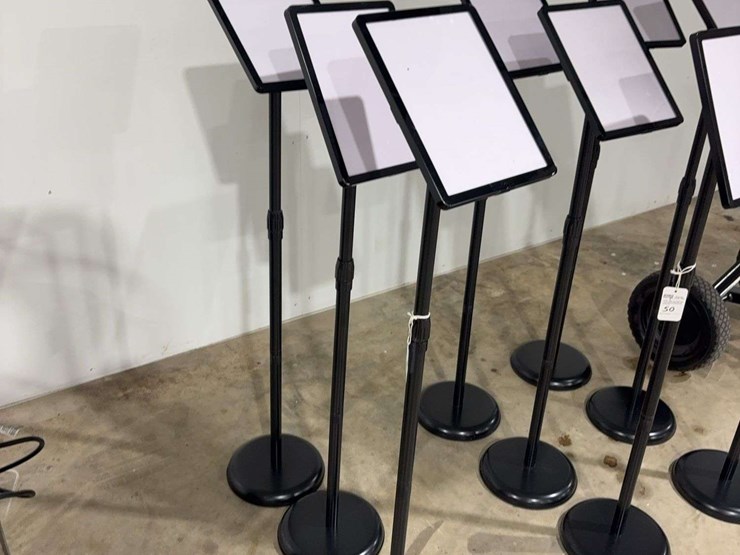 3-adjustable-sign-holder-displays-image-1