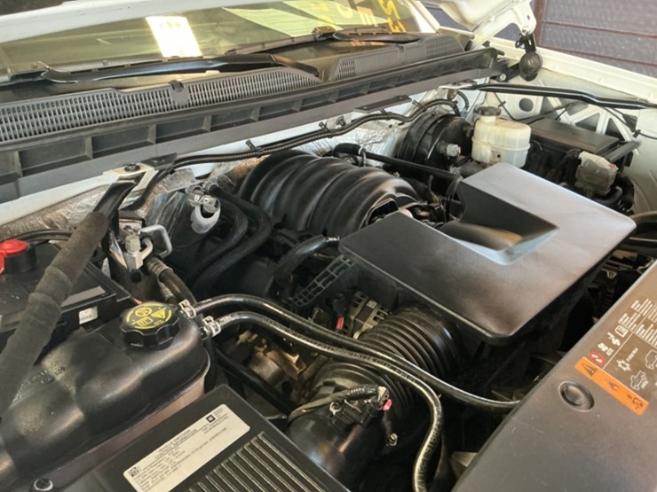 2018-chevrolet-silverado-1500-image-12