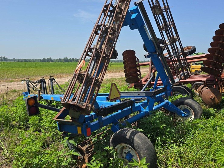 25ft-crumbler-single-basket,-missing-cylinder-image-3