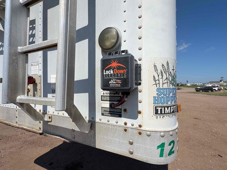 timpte-super-hopper-bottom-image-10