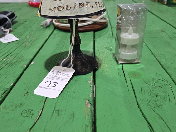 john-deere-miniature-lamp-image-1