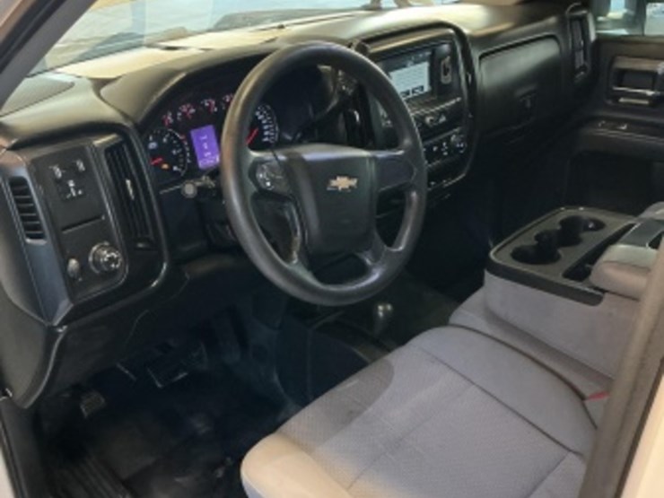 2018-chevrolet-silverado-1500-image-22