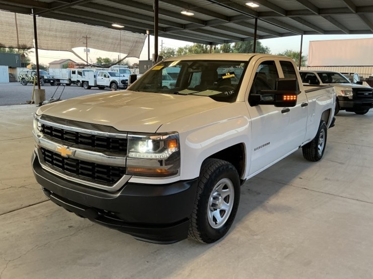 2018-chevrolet-silverado-1500-image-4