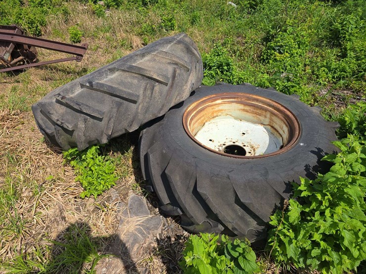pair-of-good-year-16.9-26-tires-on-8-lug-rims-image-2