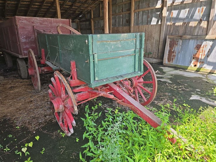 wooden-wagon-with-sides,-wood-frame-and-wheels-image-2