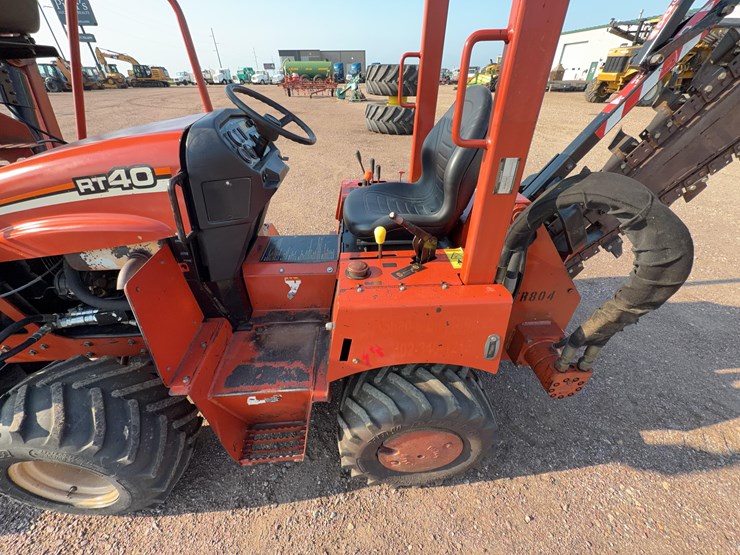 ditch-witch-rt40-image-24