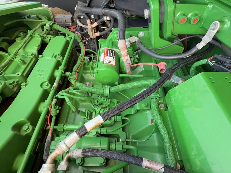 2014-john-deere-9510r-image-14