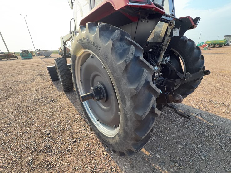 1995-case-5240-mfwd-tractor-with-loader-image-35