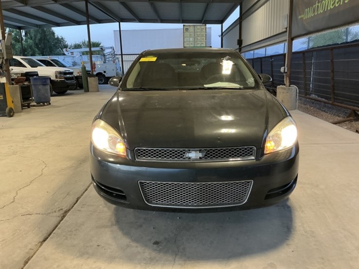 2014-chevrolet-impala-sdn-image-3