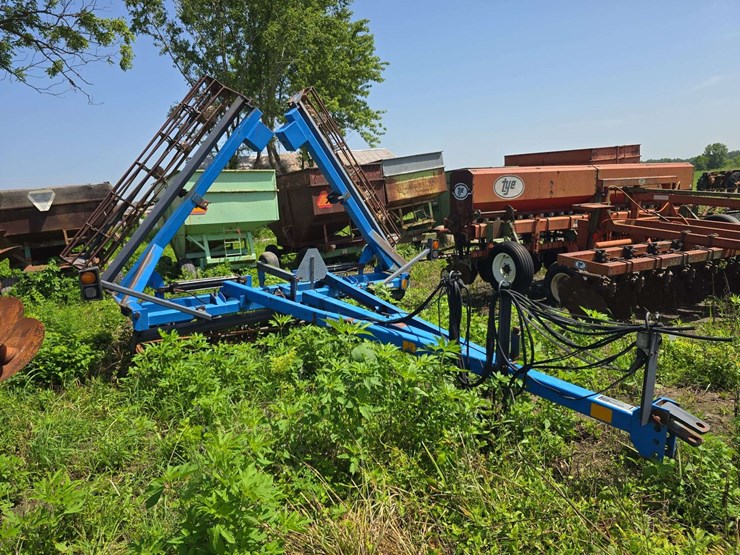 25ft-crumbler-single-basket,-missing-cylinder-image-2