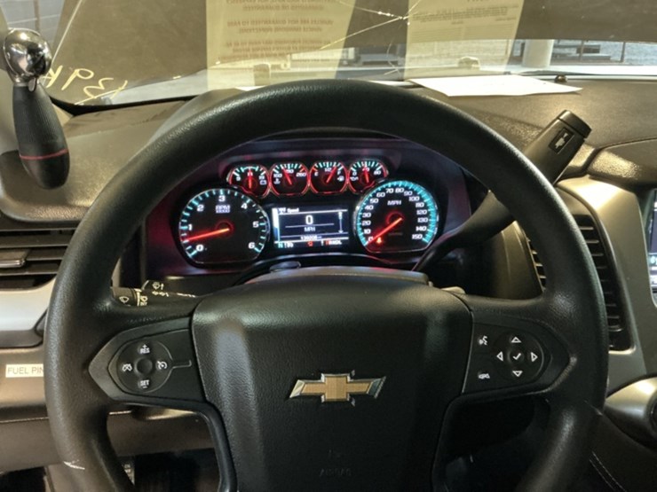 2019-chevrolet-tahoe-image-15