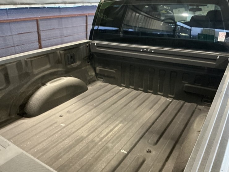 2021-ford-f150-image-9