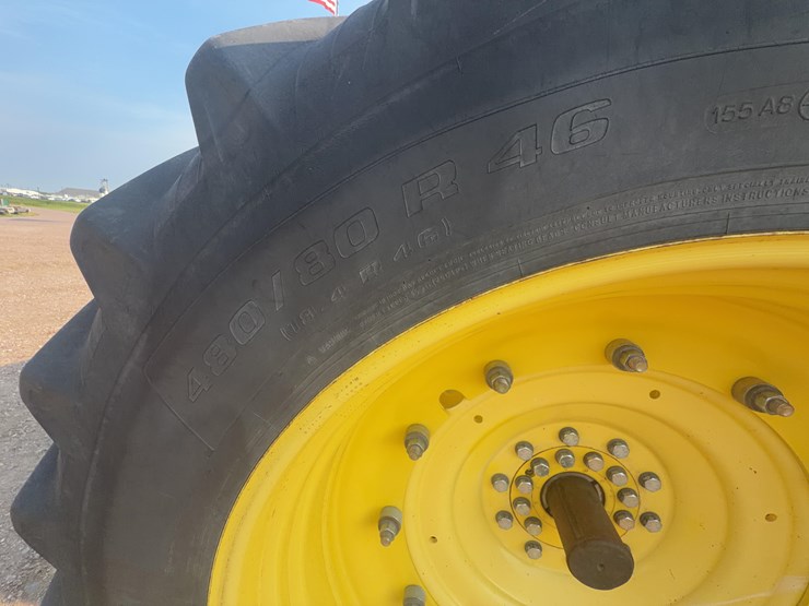 2002-john-deere-8320-image-23