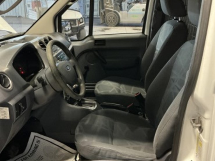 2013-ford-transit-connect-image-23