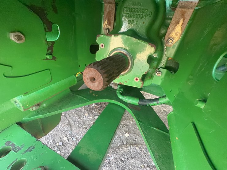 2002-john-deere-8320-image-30