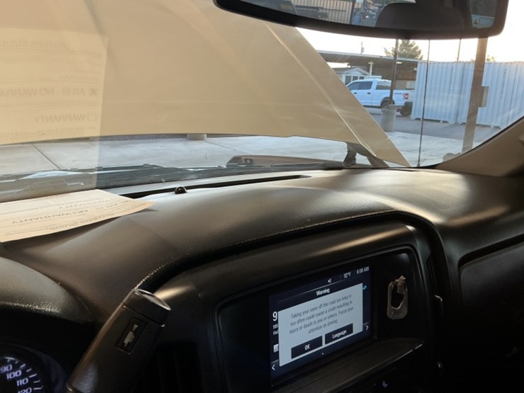 2018-chevrolet-silverado-1500-image-18