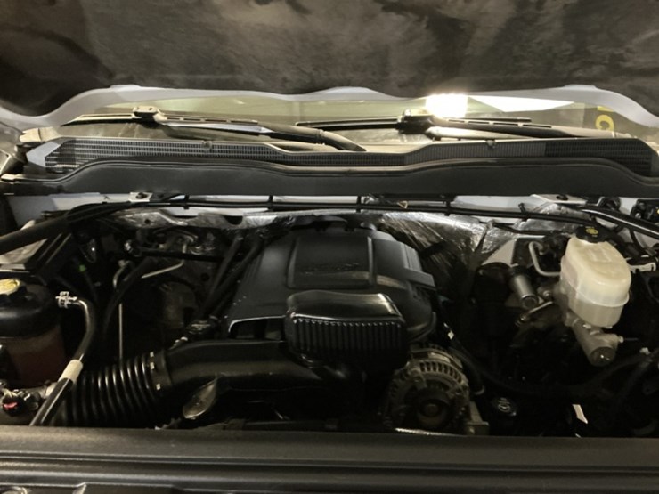 2016-chevrolet-silverado-2500hd-image-10