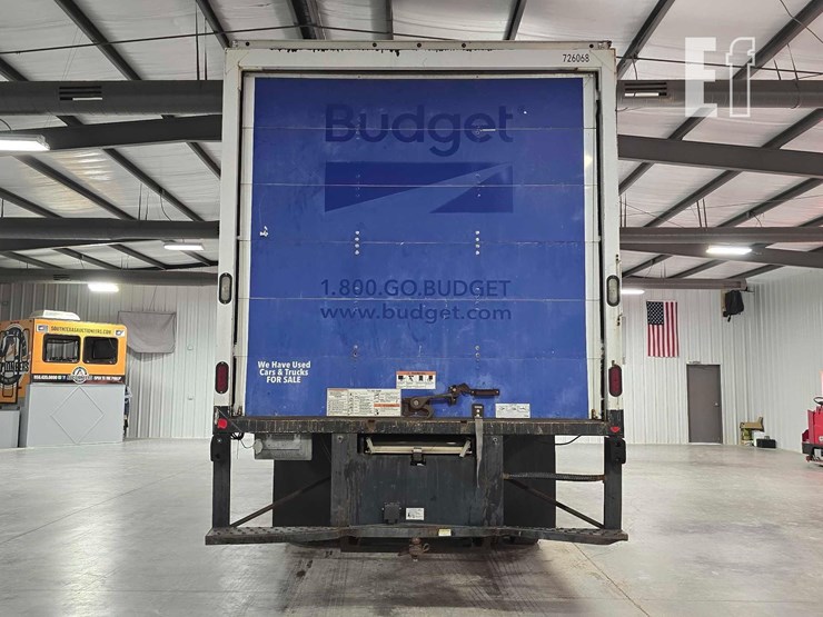 2017-freightliner-business-class-m2-106-image-8