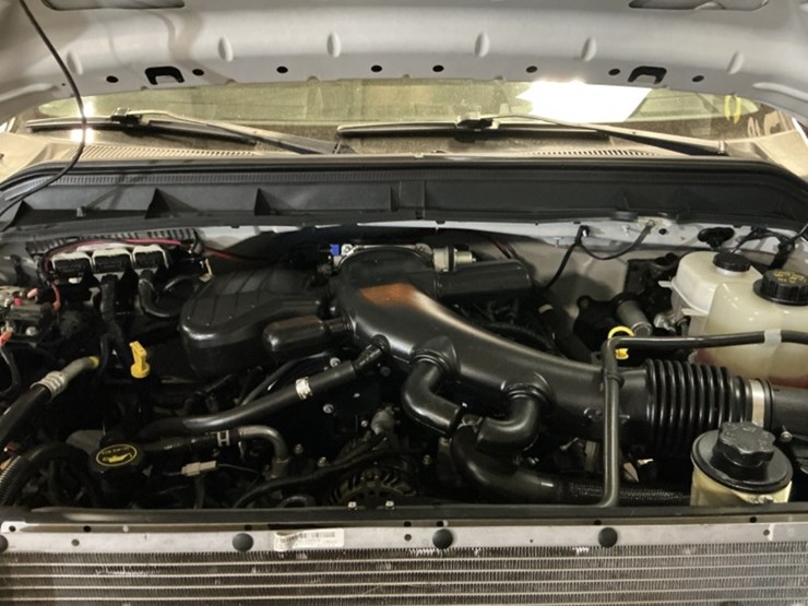 2016-ford-f450-image-13