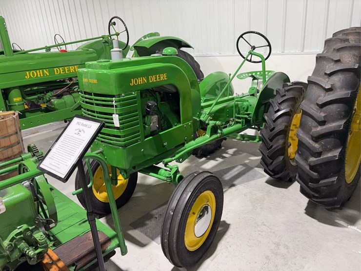 john-deere-la-image-2