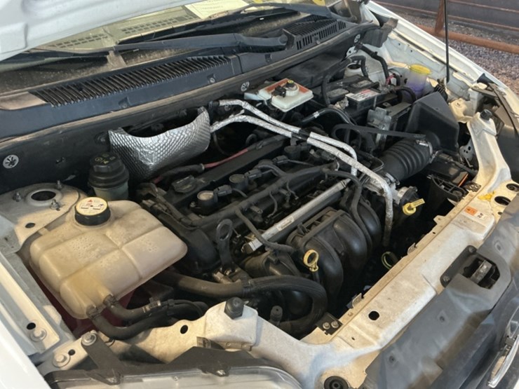 2013-ford-transit-connect-image-13